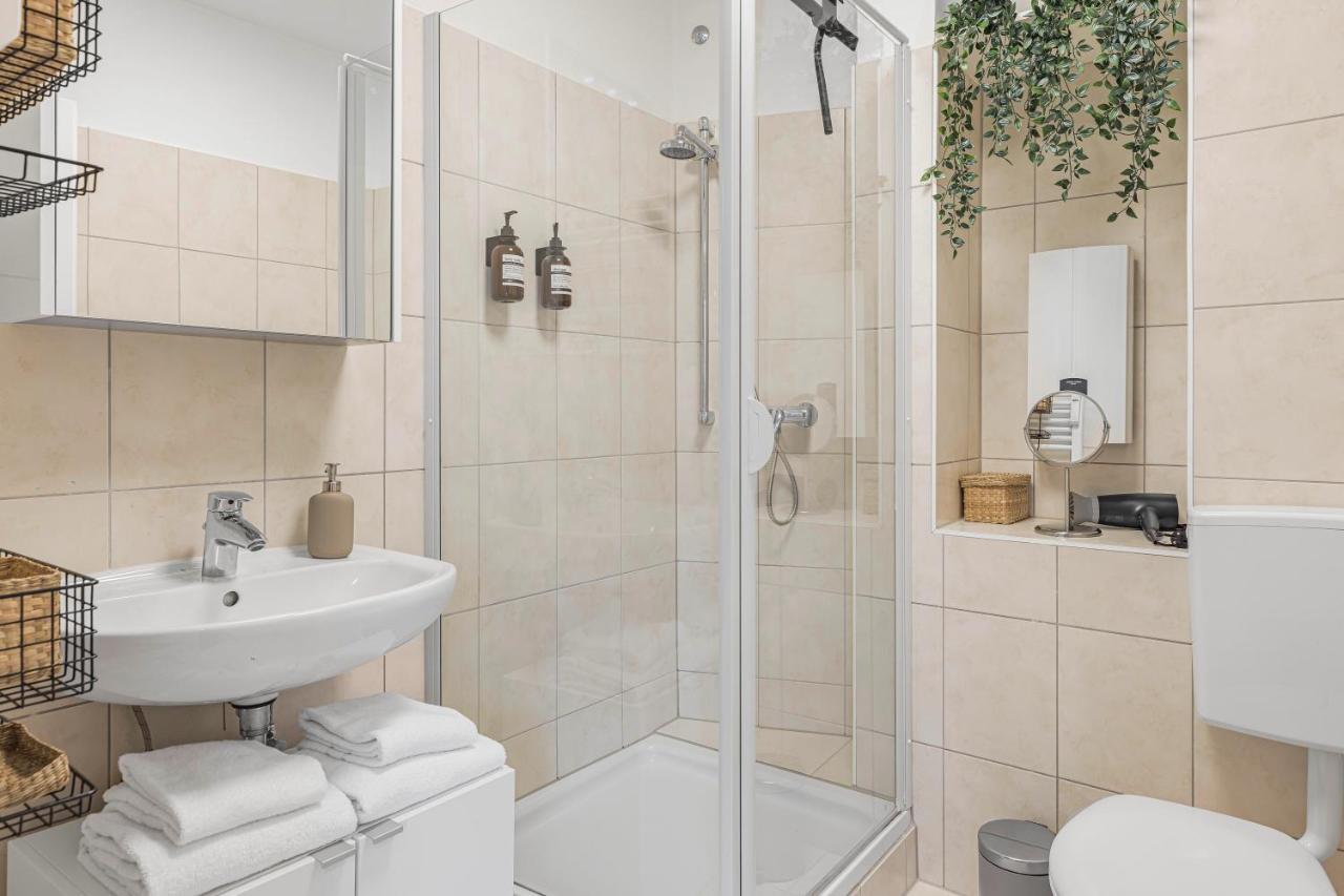 Prime - City Apartment Fuer 6 - Neu & Modern ミュンヘン エクステリア 写真